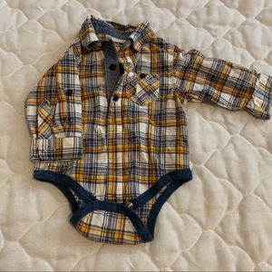 0-3m Button up Onesie, worn once!